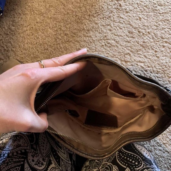 Coach purse - Picture 3 of 3